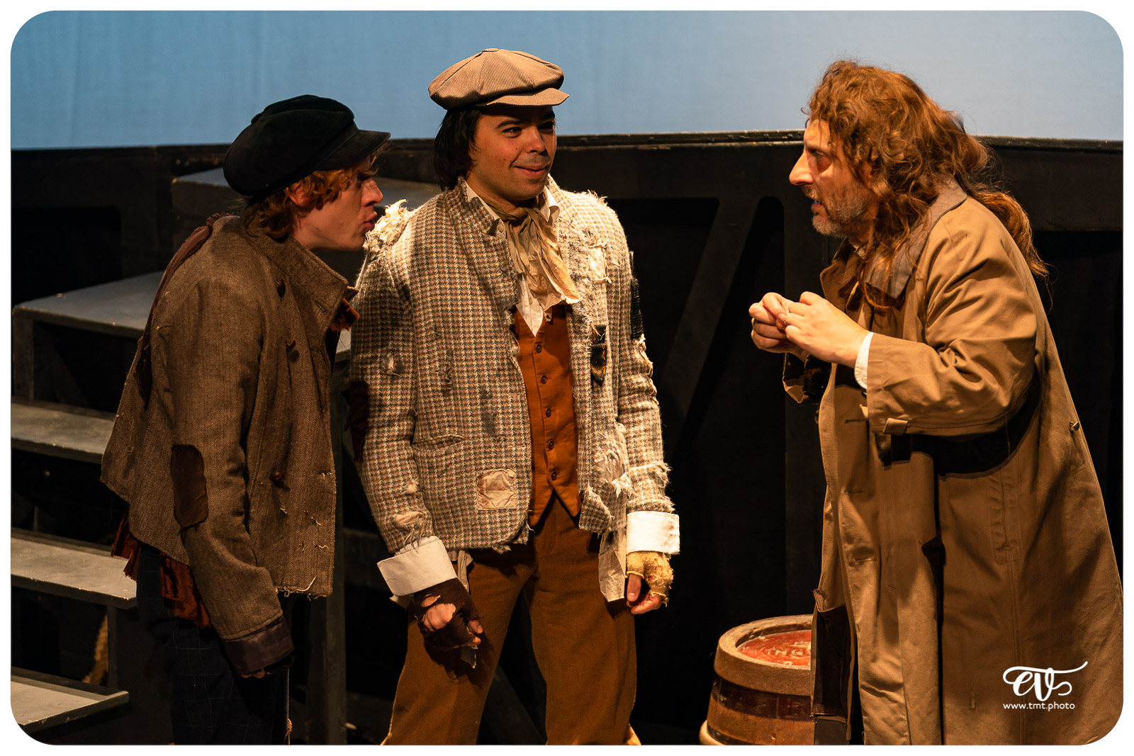 OLIVER TWIST (CIE LA MESNIE H.)